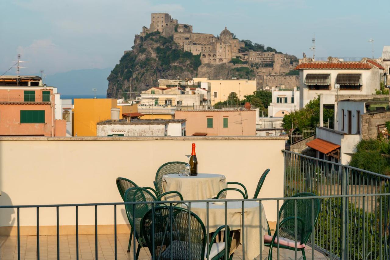 Villa Dei Sogni - Aparthotel Ischia Ponte Exterior photo